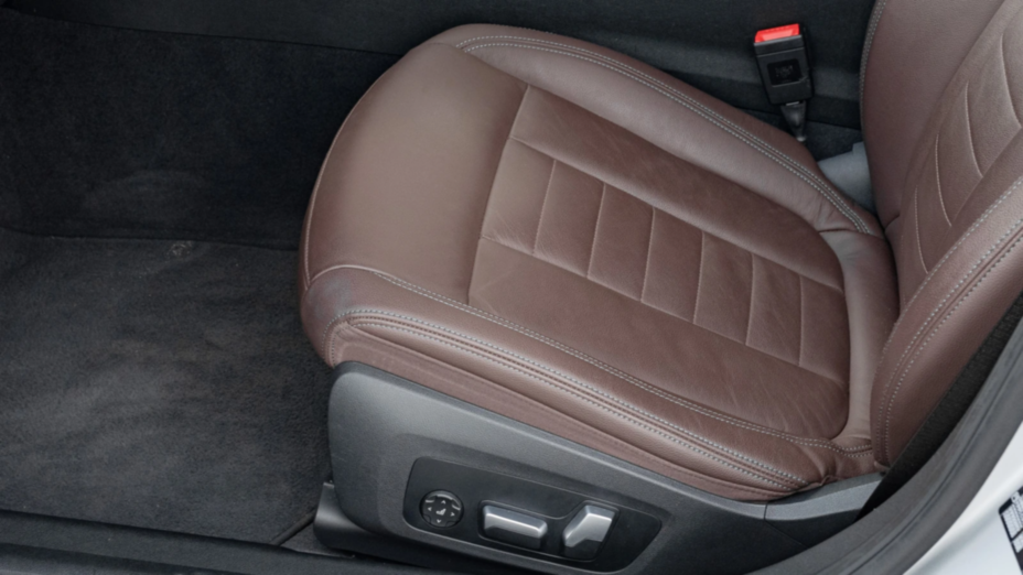BMW Seria 3 320d mHEV Advantage aut
