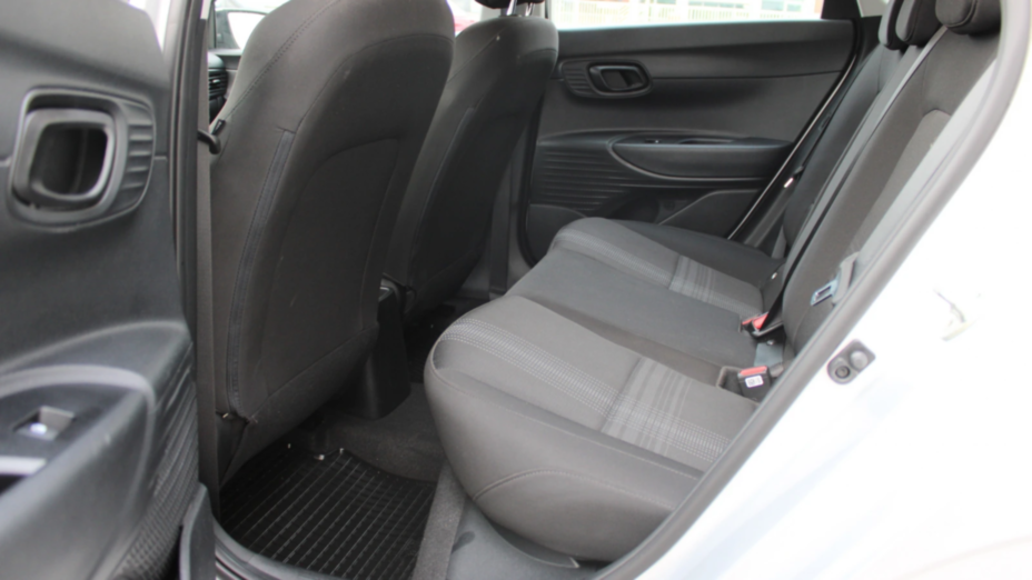 HYUNDAI i20 i20 1.2 Pure
