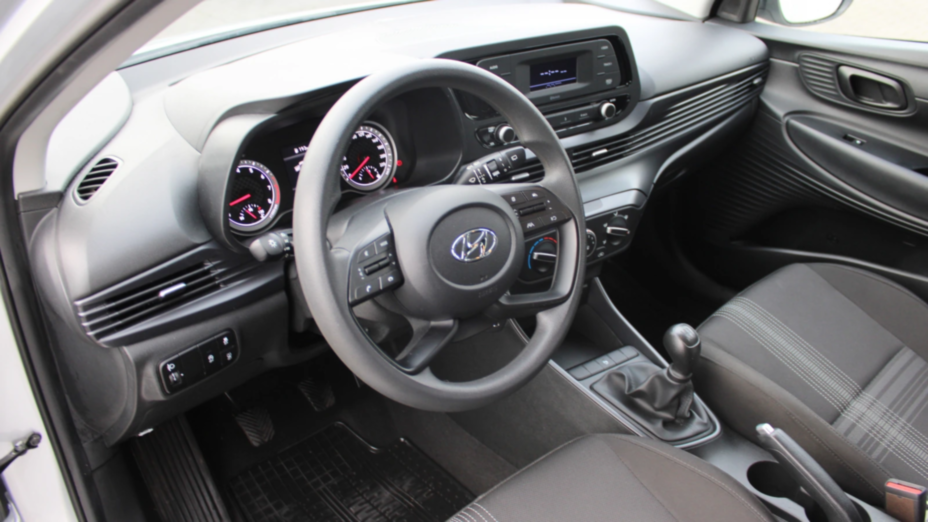 HYUNDAI i20 i20 1.2 Pure