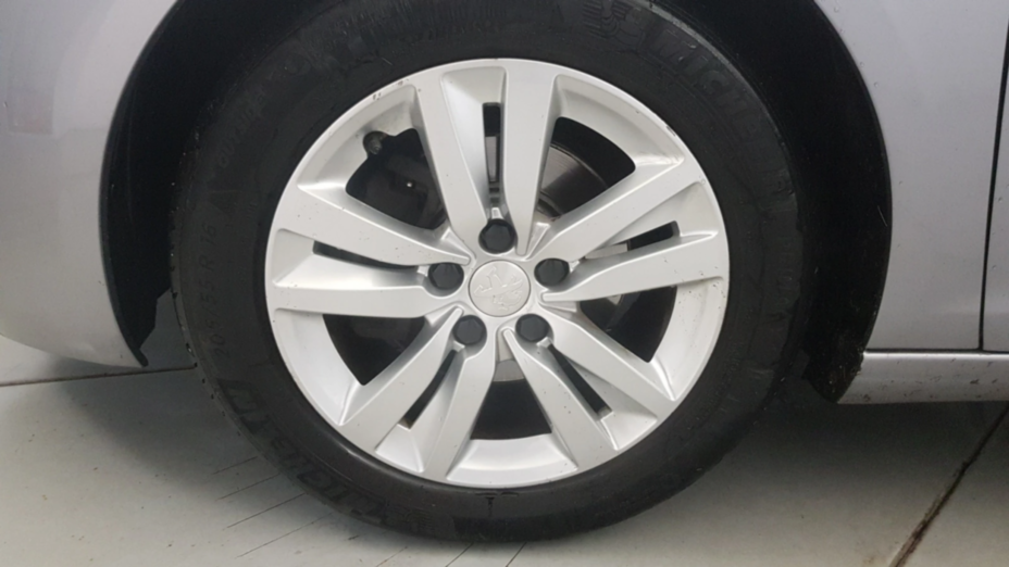 PEUGEOT 308 308 SW 1.5 BlueHDi Active Pack S&S