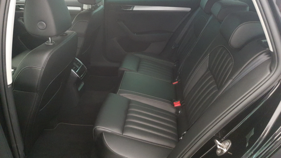 SKODA Superb Superb 2.0 TDI SCR 4x4 Ambition DSG