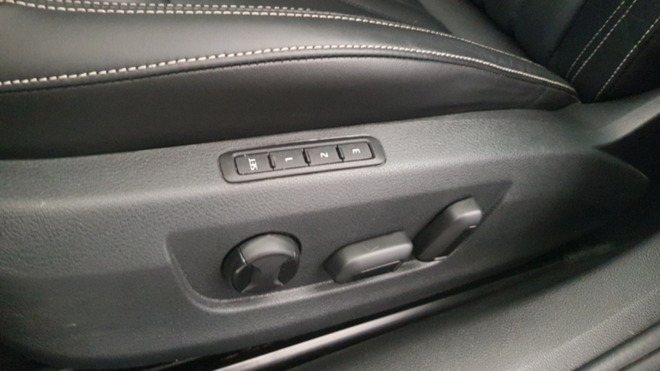 SKODA Superb Superb 2.0 TDI SCR 4x4 Ambition DSG