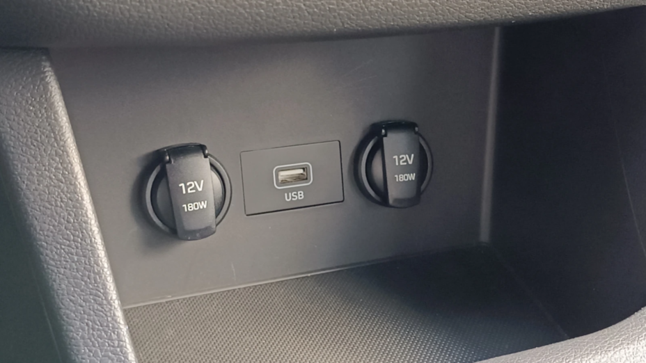 HYUNDAI i30 i30 1.0 T-GDI Modern