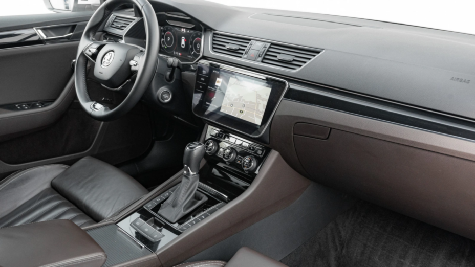 SKODA Superb Superb 2.0 TDI SCR L&K DSG
