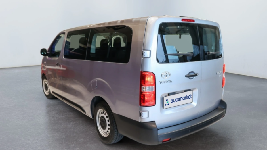 TOYOTA Proace Proace Kombi 1.5 D-4D Long 2,7t