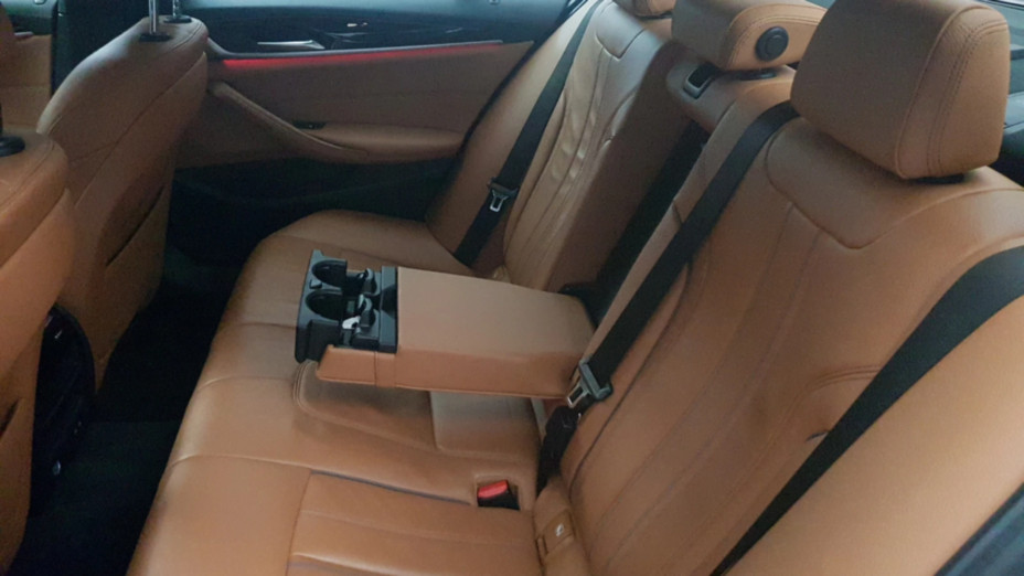 BMW Seria 5 540i xDrive mHEV Luxury Line aut