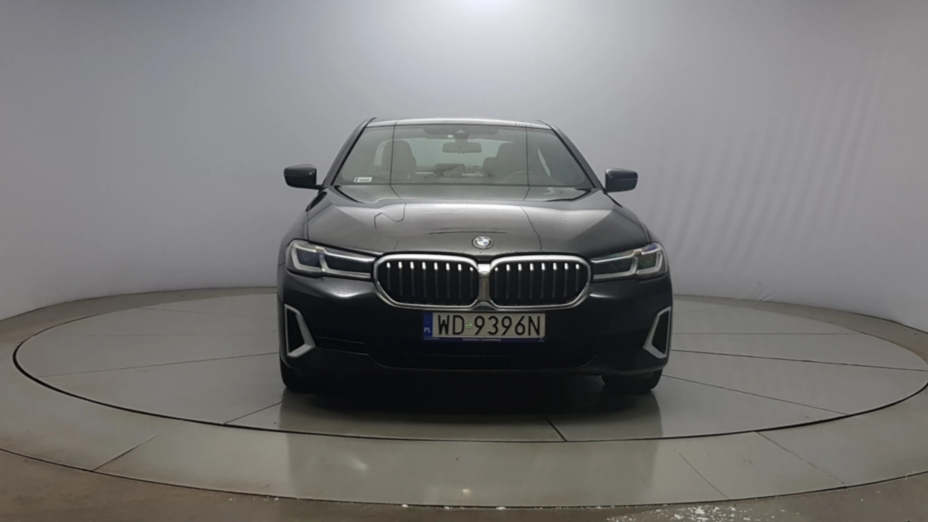 BMW Seria 5 540i xDrive mHEV Luxury Line aut