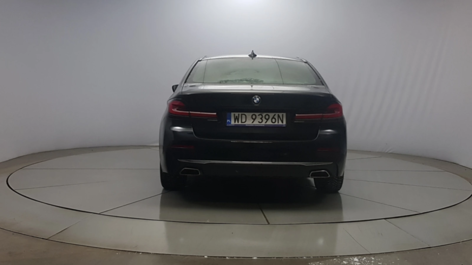 BMW Seria 5 540i xDrive mHEV Luxury Line aut