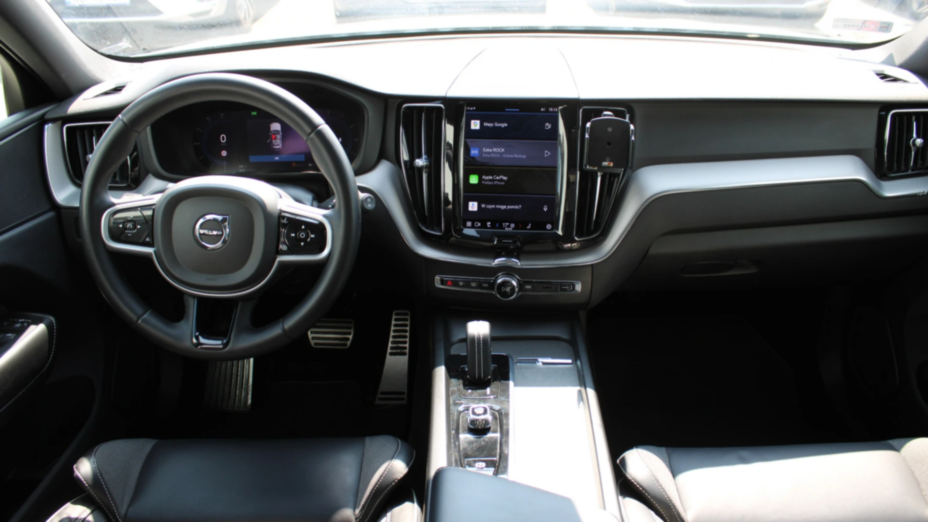 VOLVO XC60 XC60 B4 D AWD R-Design aut