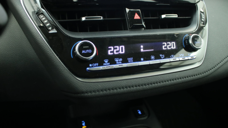 TOYOTA Corolla Corolla 1.5 Comfort