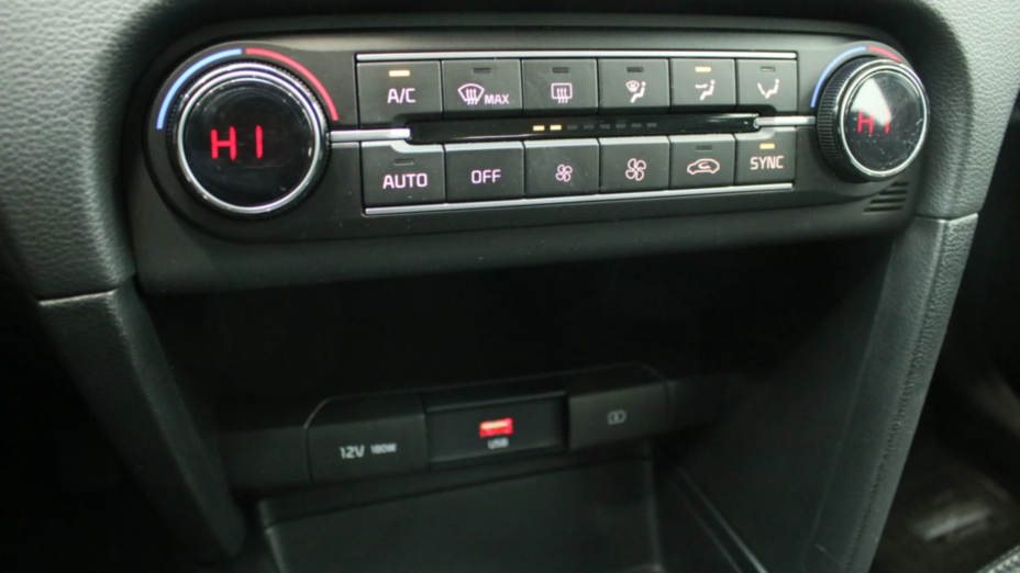 KIA Cee'd Ceed 1.5 T-GDI M DCT