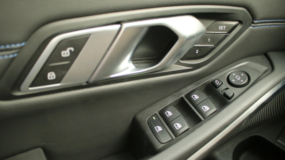BMW Seria 3 320i M Sport aut
