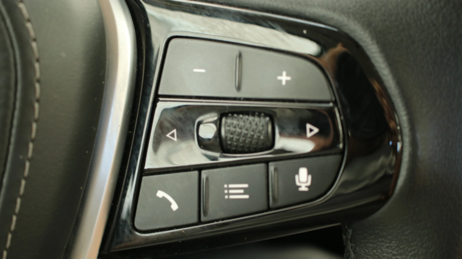 BMW Seria 5 520i mHEV aut