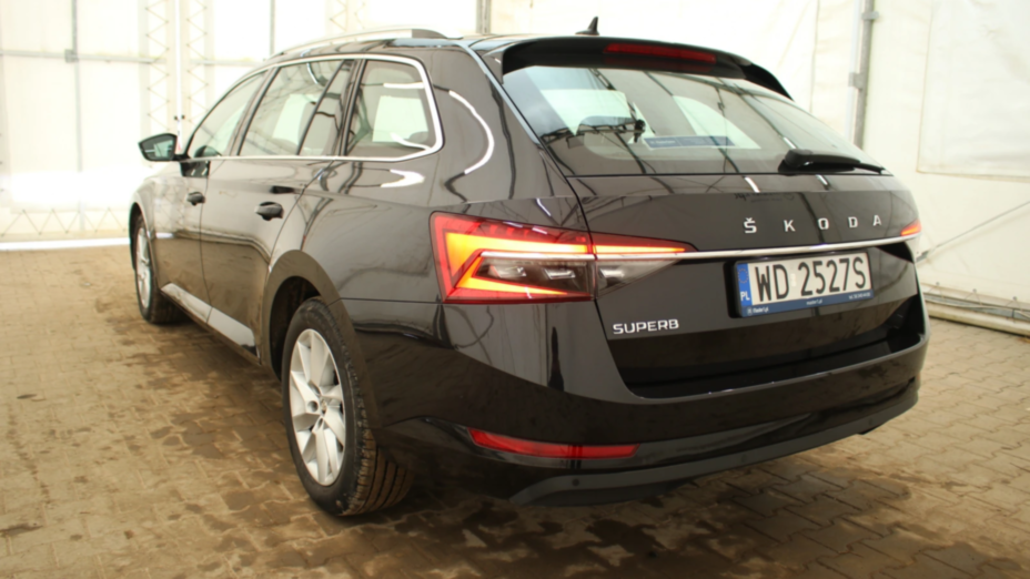 SKODA Superb Superb 2.0 TDI SCR Ambition DSG
