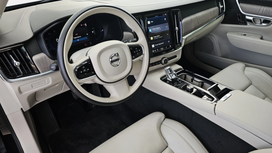 VOLVO S90 S90 T8 AWD Plug-In Hybrid Plus Dark aut