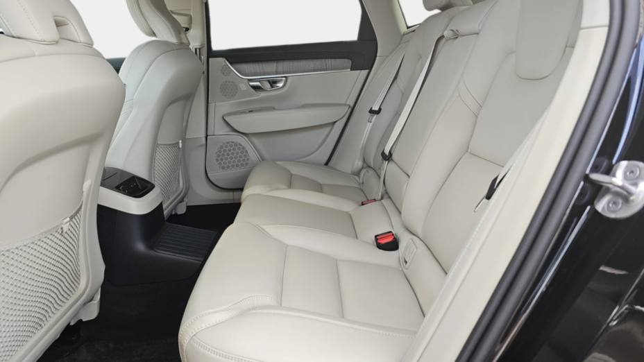 VOLVO S90 S90 T8 AWD Plug-In Hybrid Plus Dark aut