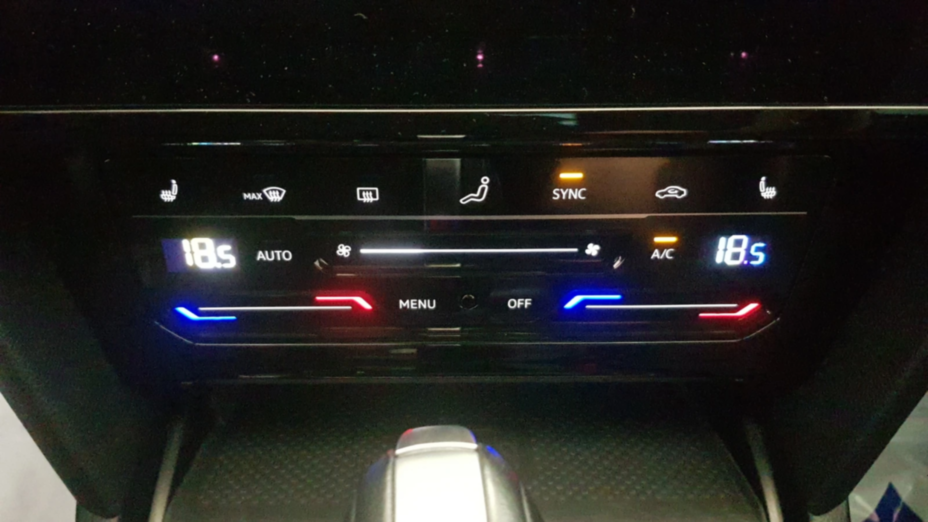 VOLKSWAGEN Passat Passat 2.0 TSI Elegance DSG
