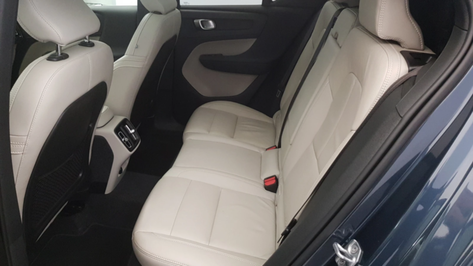 VOLVO XC40 XC40 B4 B AWD Inscription aut