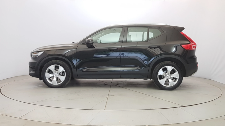 VOLVO XC40 XC40 T3 Momentum aut