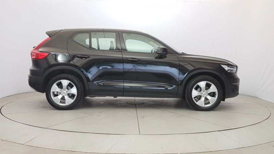 VOLVO XC40 XC40 T3 Momentum aut