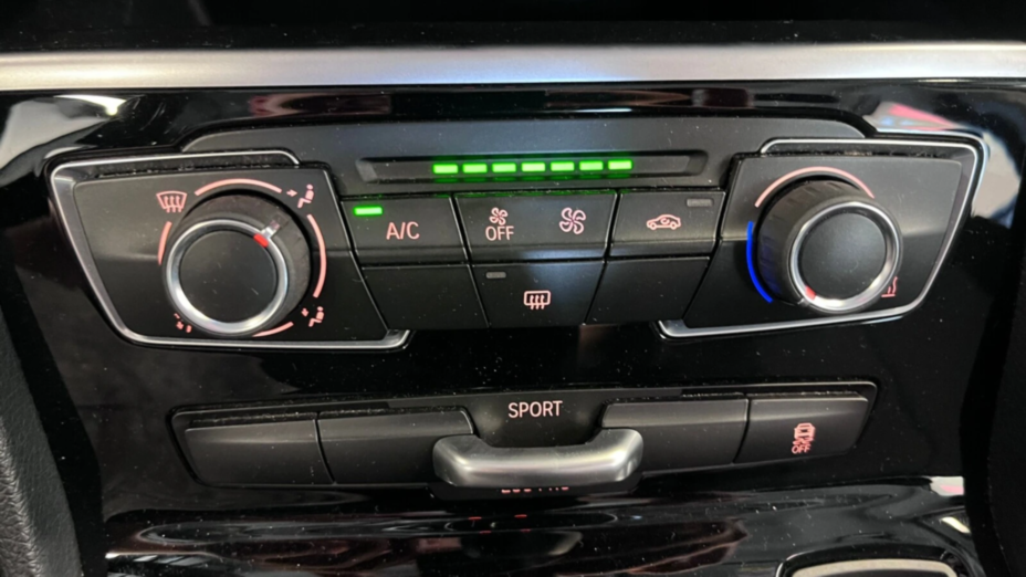 BMW Seria 2 218i GPF aut
