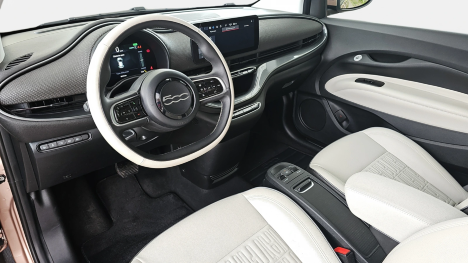 FIAT 500 500 3+1 42 kWh La Prima