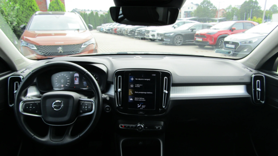 VOLVO XC40 XC40 T4 Momentum aut