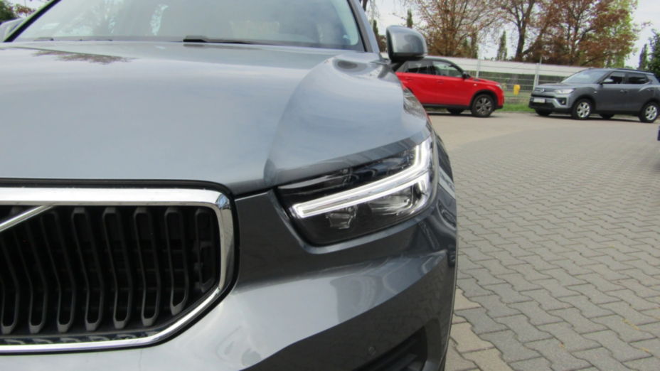 VOLVO XC40 XC40 T4 Momentum aut