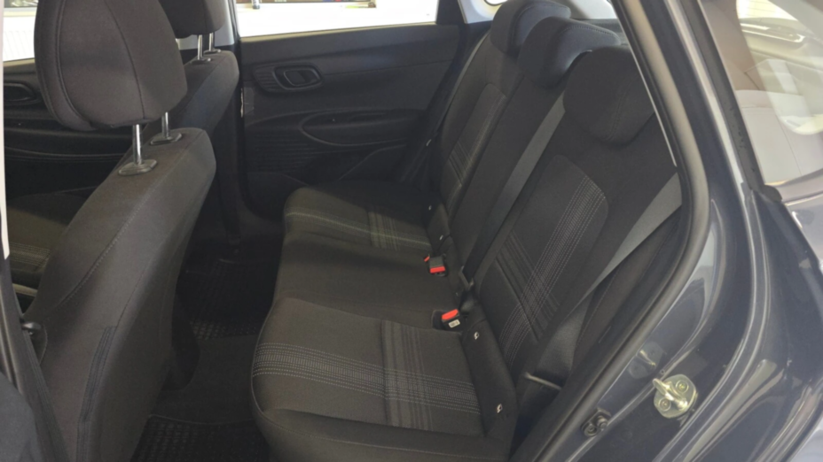 HYUNDAI i20 i20 1.2 Pure