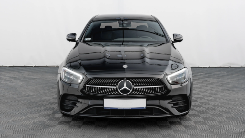 MERCEDES-BENZ E Klasa E 220 d 4-Matic AMG