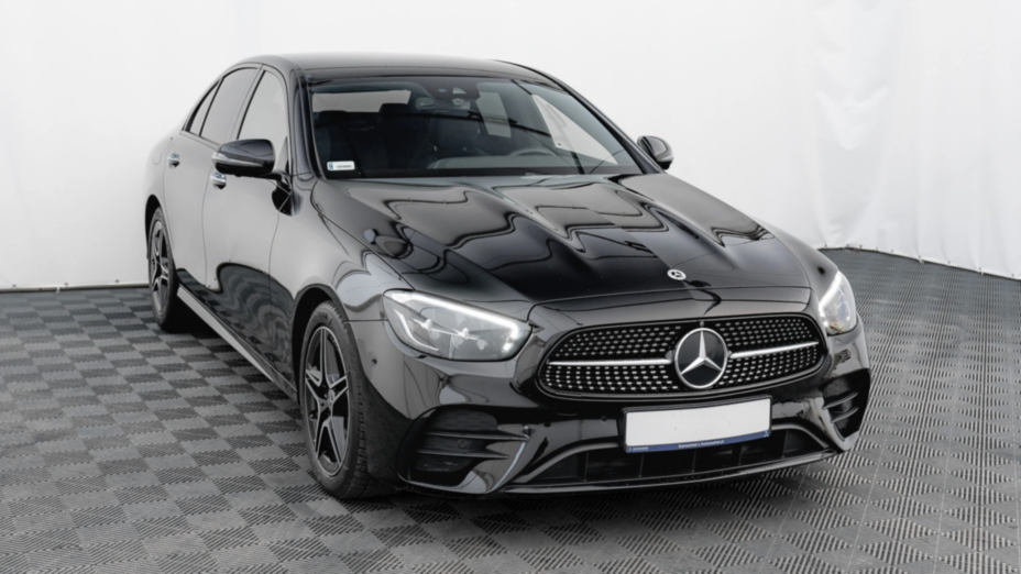 MERCEDES-BENZ E Klasa E 220 d 4-Matic AMG