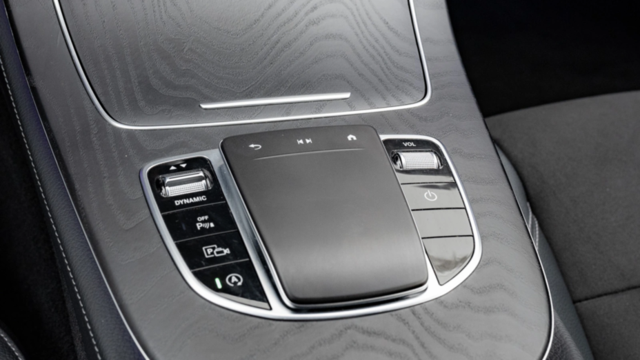 MERCEDES-BENZ E Klasa E 220 d 4-Matic AMG