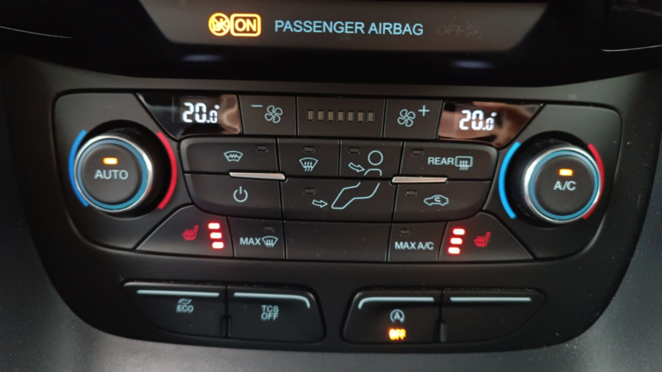 FORD Tourneo Connect Gr. Tourneo Connect 1.5 EcoBlue Titanium PowerShift