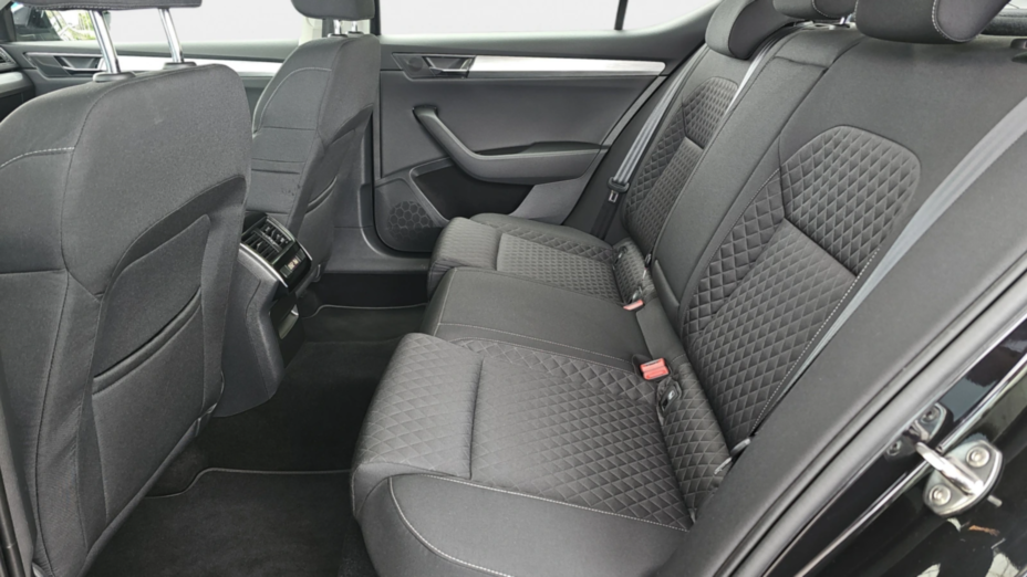 SKODA Superb Superb 1.5 TSI Ambition DSG