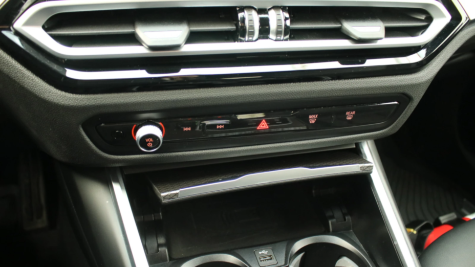 BMW Seria 3 318i M Sport aut