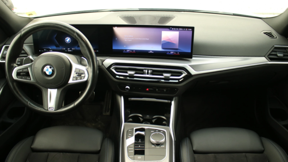 BMW Seria 3 318i M Sport aut