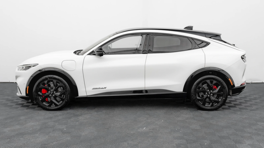 FORD Mustang Mach-E Mustang Mach-E 98kWh AWD Premium