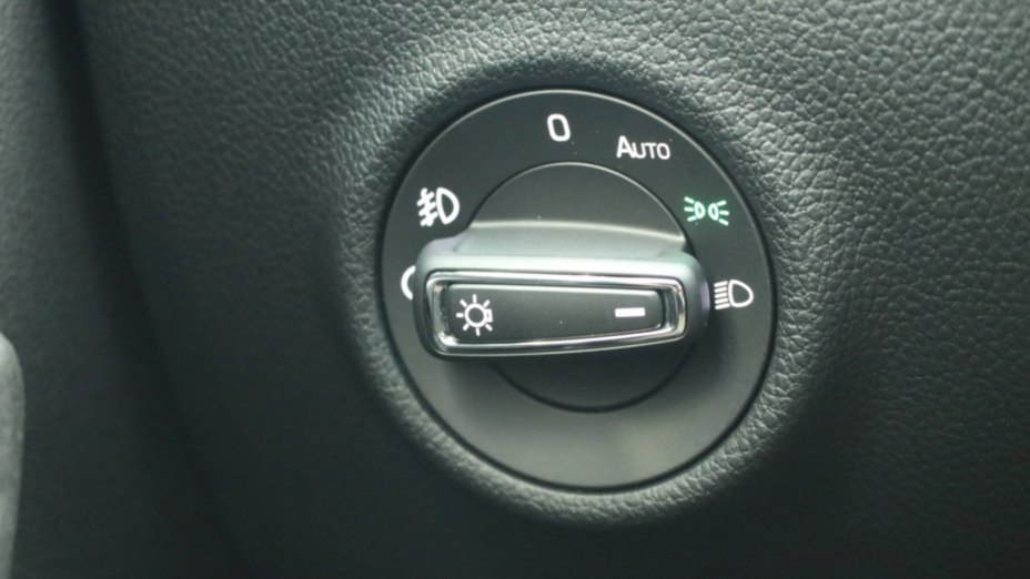 SKODA Superb Superb 2.0 TDI SCR Ambition DSG