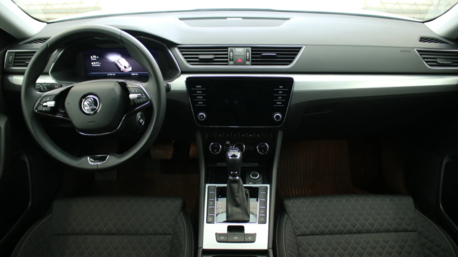 SKODA Superb Superb 2.0 TDI SCR Ambition DSG
