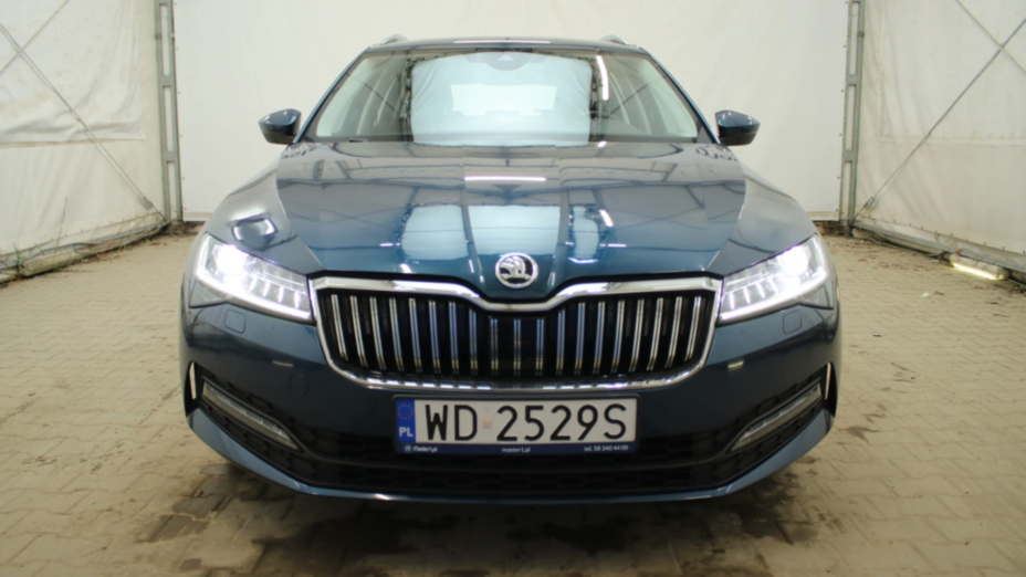 SKODA Superb Superb 2.0 TDI SCR Ambition DSG