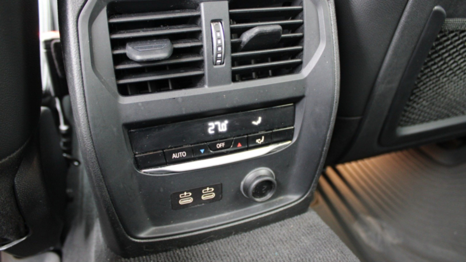 BMW Seria 3 320d xDrive mHEV Sport Line aut