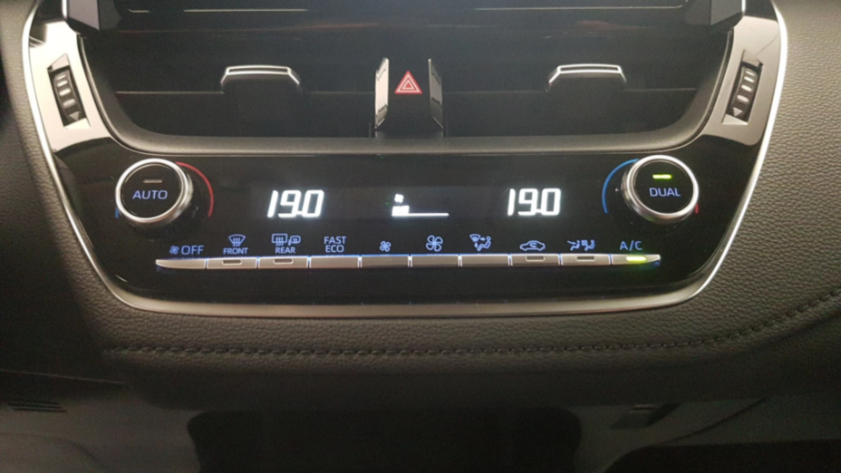 TOYOTA Corolla Corolla 1.5 Comfort MS
