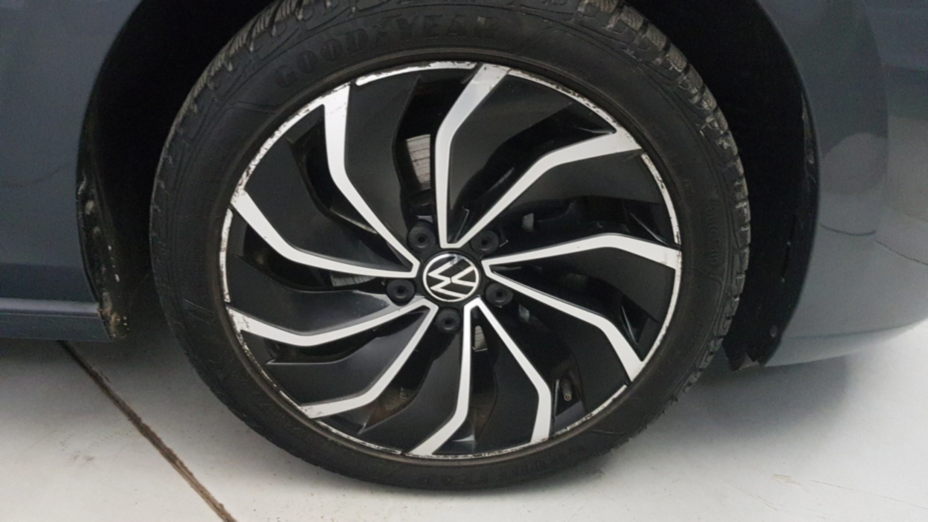 VOLKSWAGEN Golf Golf VIII 1.5 eTSI EVO Style DSG