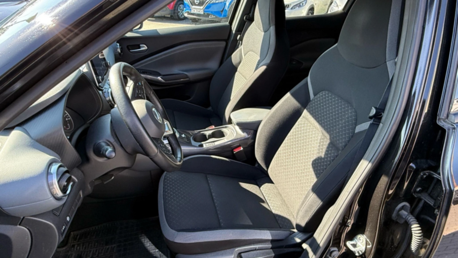 NISSAN Juke Juke 1.0 DIG-T N-Connecta