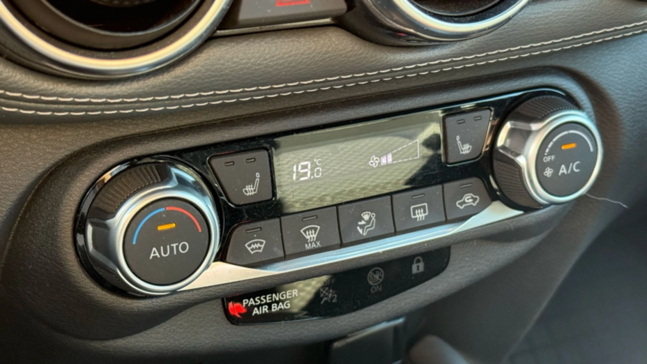NISSAN Juke Juke 1.0 DIG-T N-Connecta