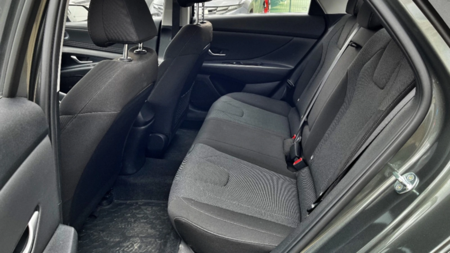HYUNDAI Elantra Elantra 1.6 Classic Plus