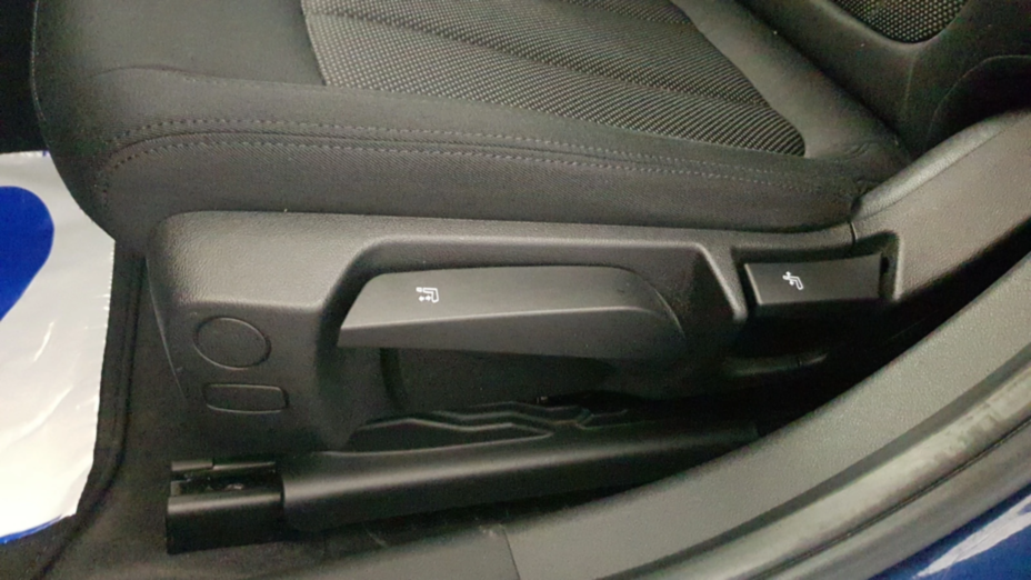 BMW Seria 3 320d xDrive mHEV Advantage aut