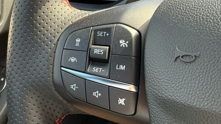FORD Focus Focus 1.0 EcoBoost mHEV ST-Line X aut