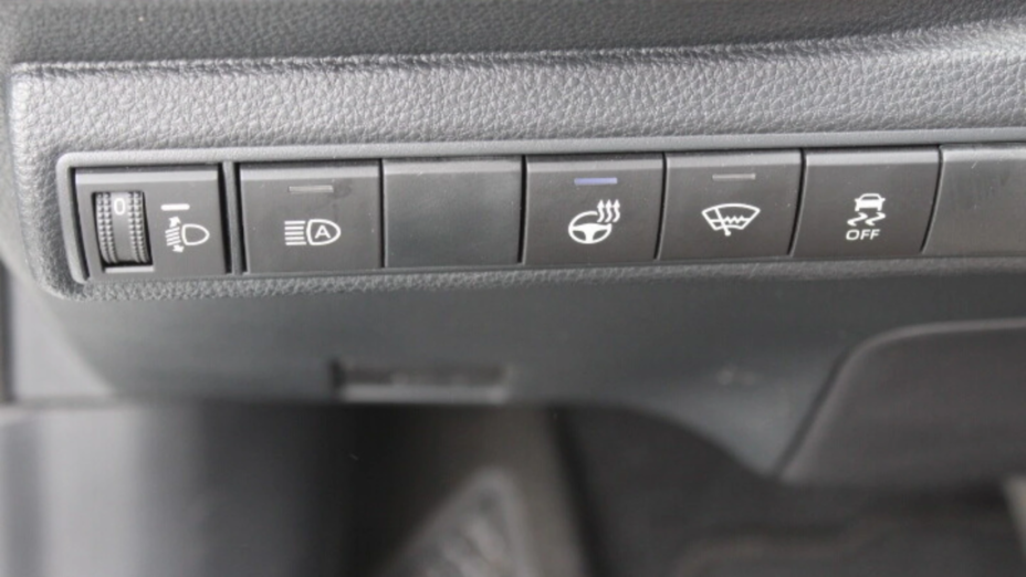SUZUKI Swace Swace 1.8 Hybrid Premium Plus CVT