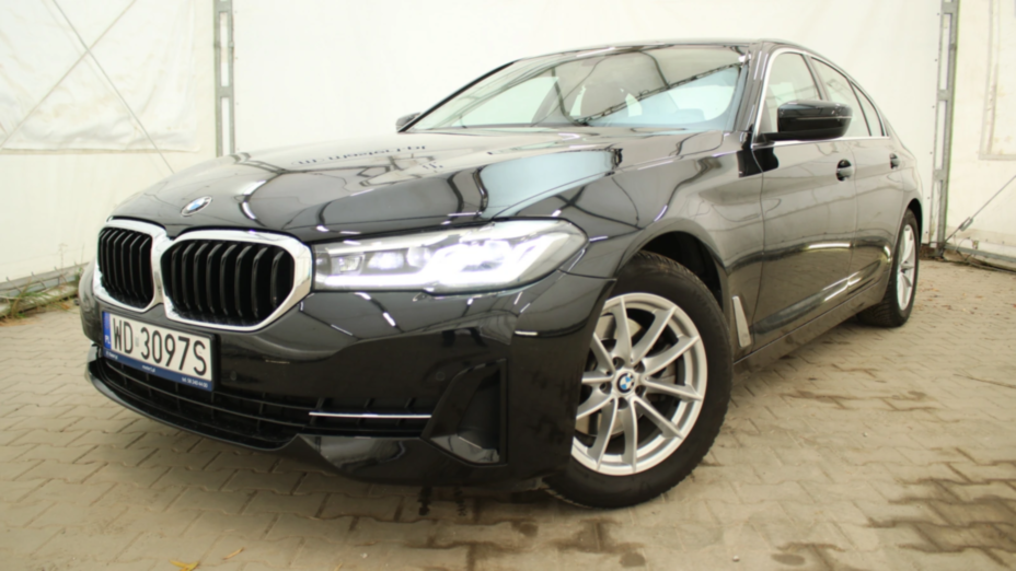 BMW Seria 5 520i mHEV aut
